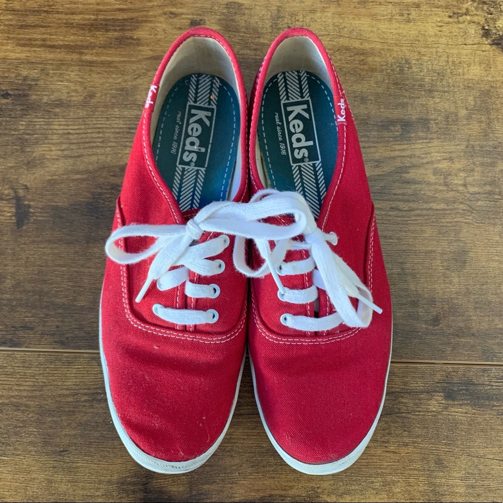 Red Keds Sneakers Size 7